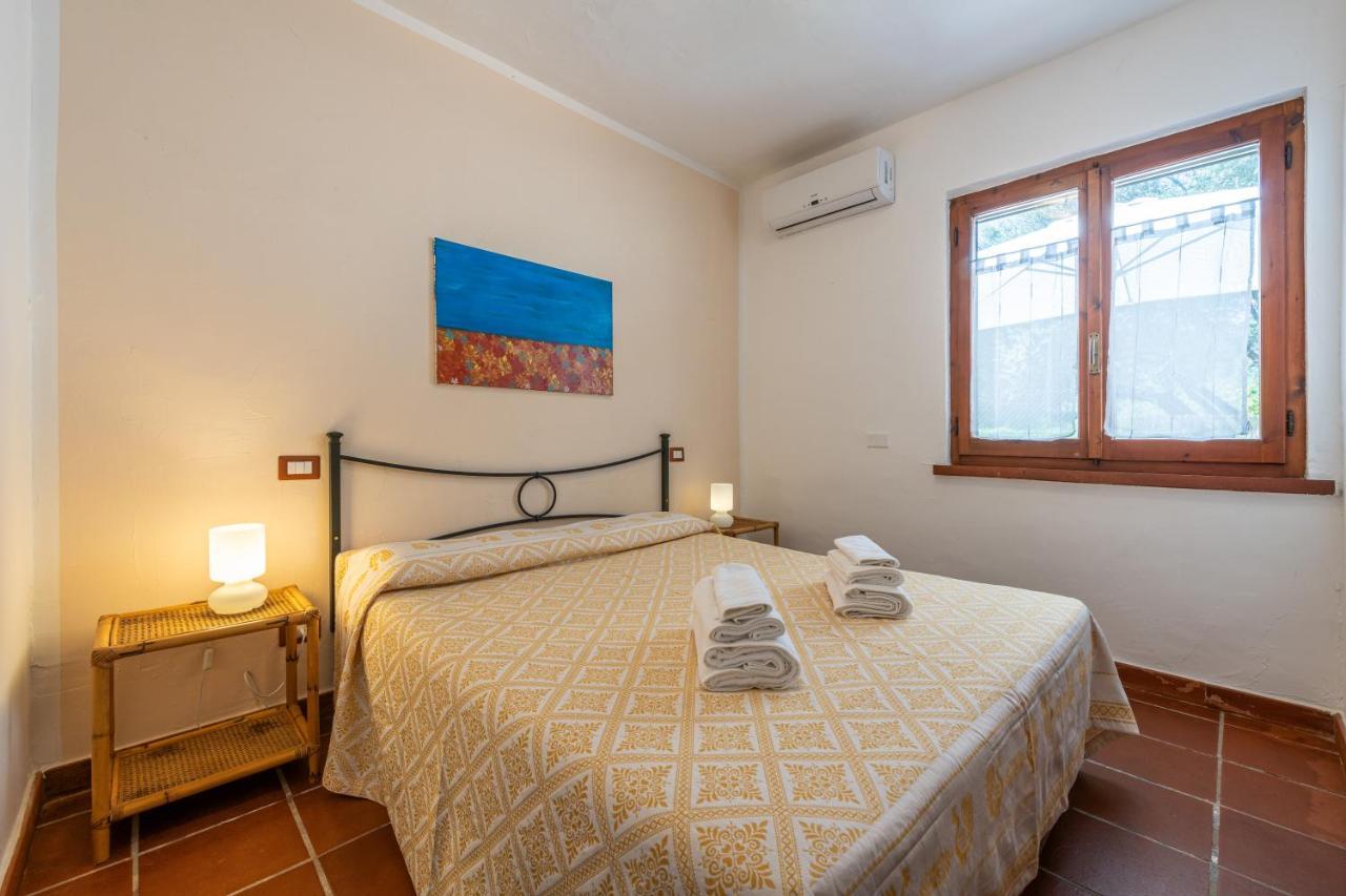 Damiano Holiday House Porto Columbu - Perd'E Sali Exterior foto
