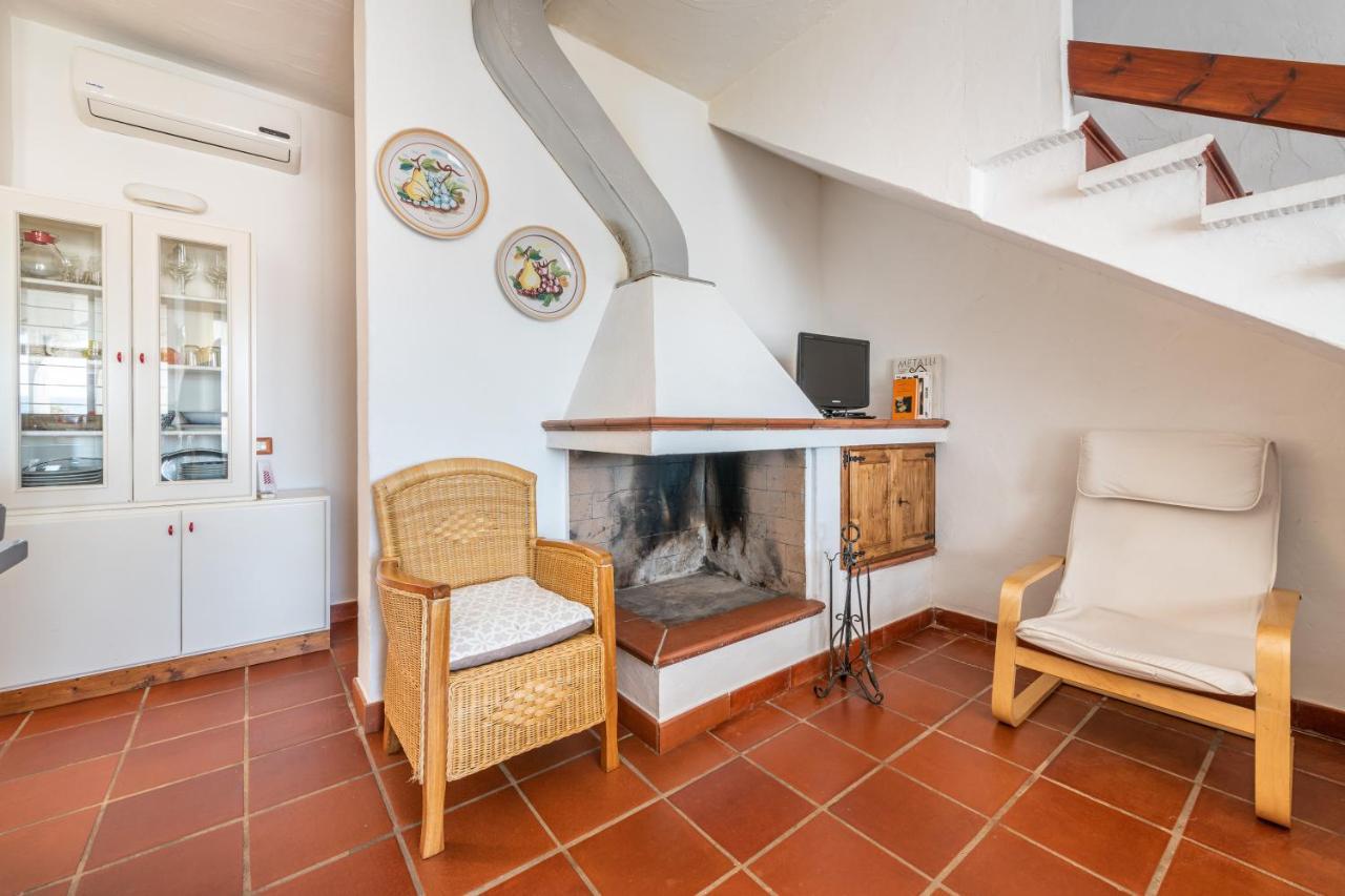 Damiano Holiday House Porto Columbu - Perd'E Sali Exterior foto